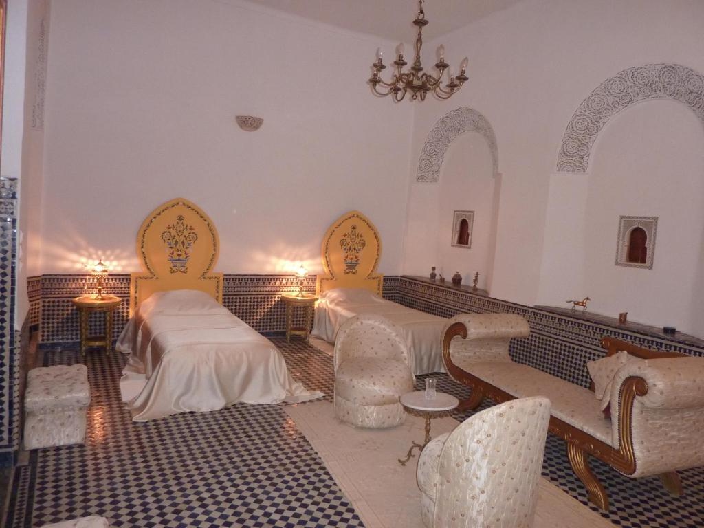 非斯 达阿尔萨法迪摩洛哥传统庭院住宅酒店 客房 照片